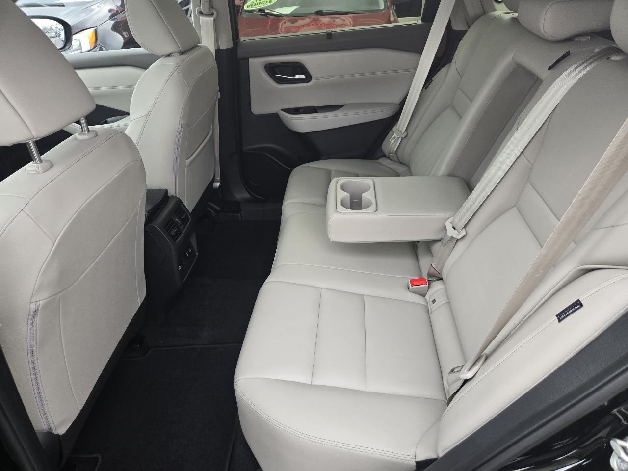 Nissan Rogue AWD SL 2025