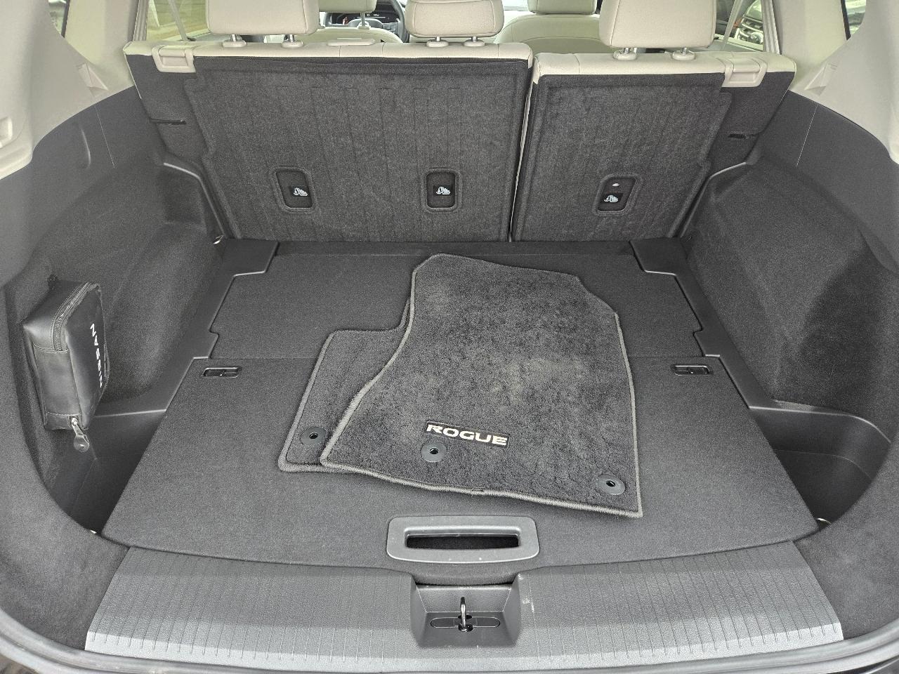 Nissan Rogue AWD SL 2025