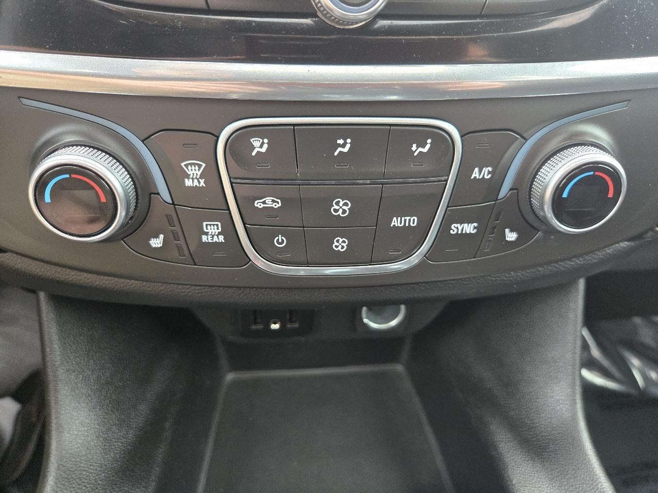 Chevrolet Traverse AWD 4dr LT Leather w/3LT 2018