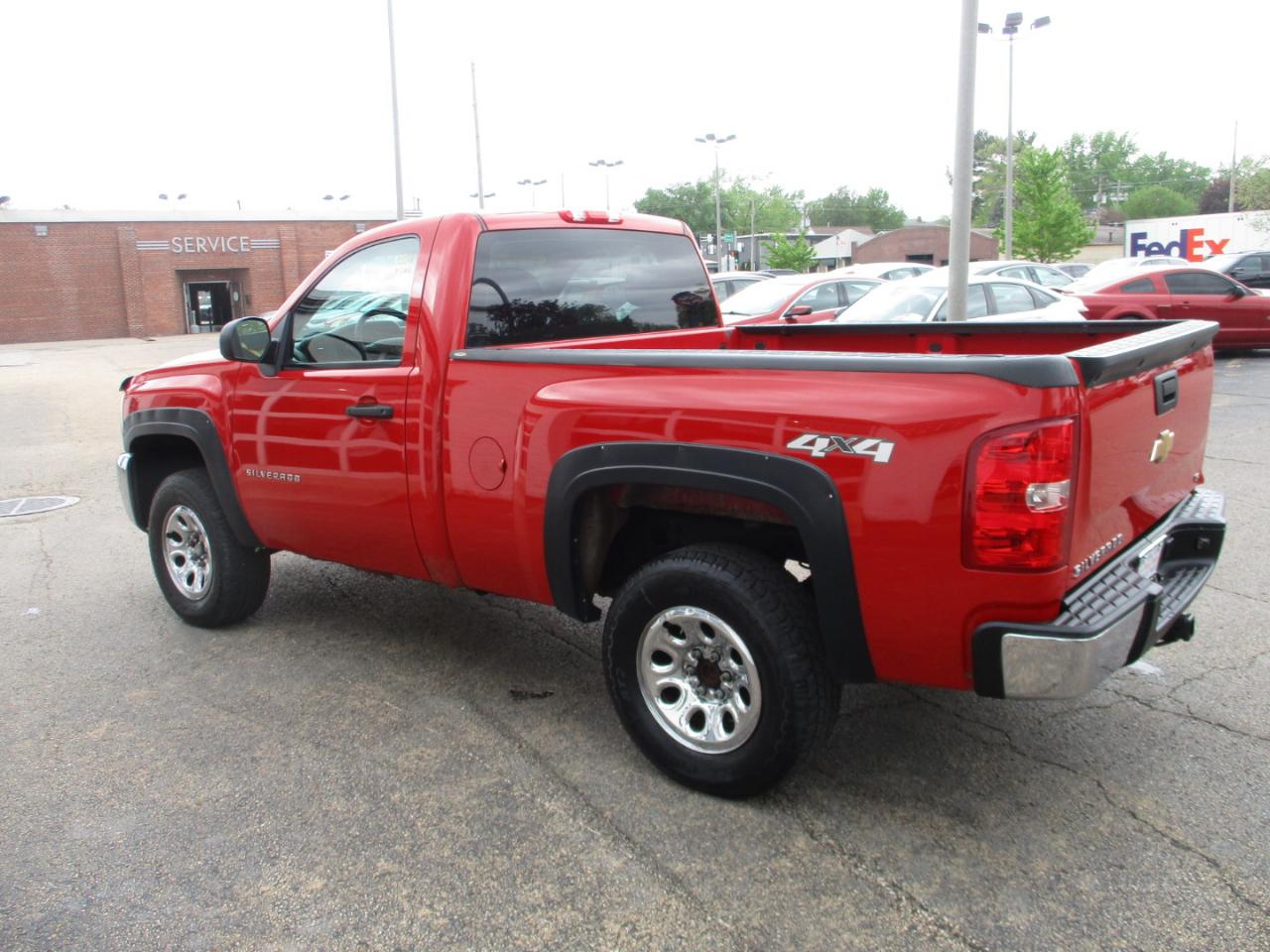 Chevrolet Silverado 1500 4WD Reg Cab 119.0" Work Truck 2012