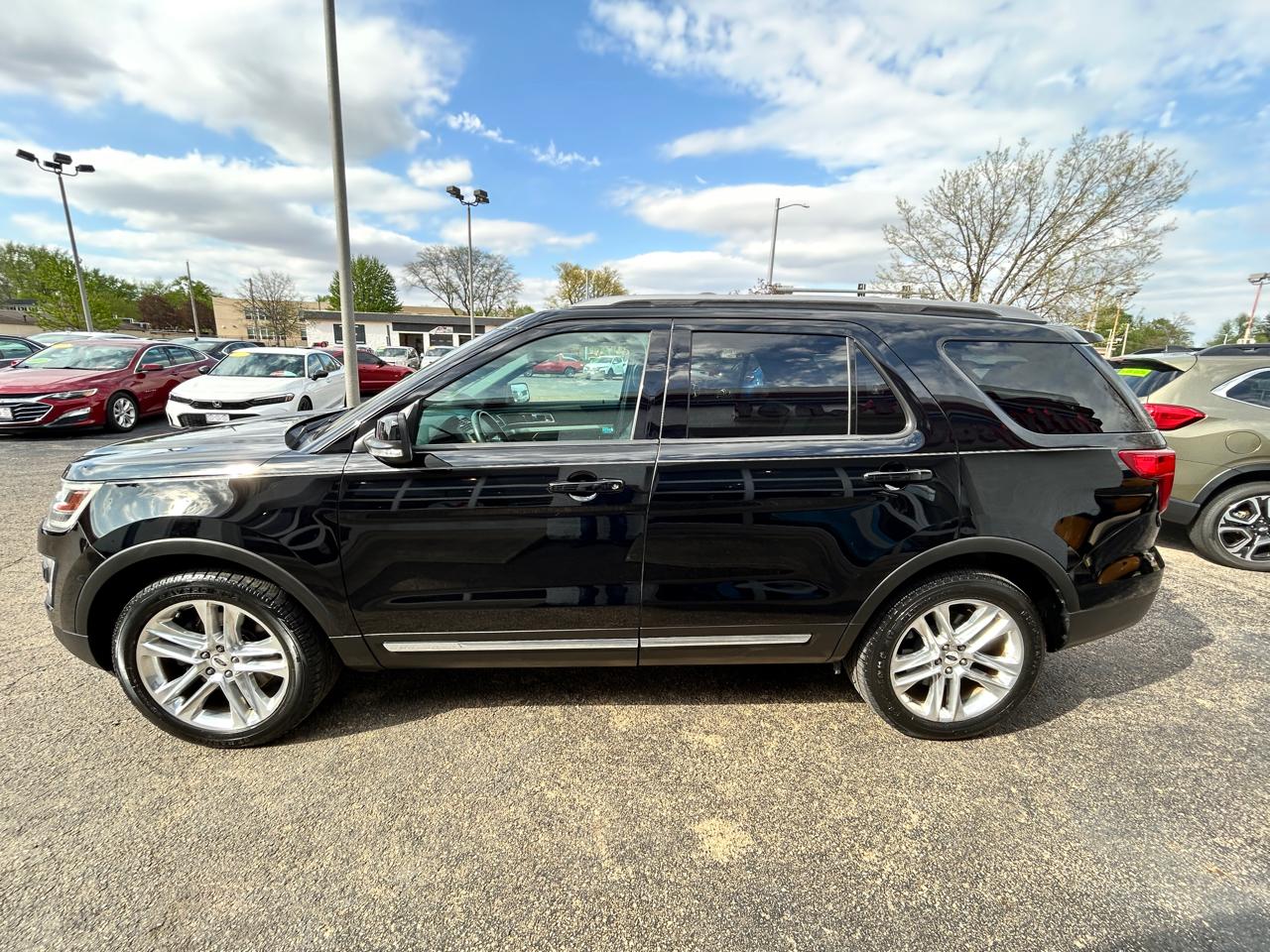 Ford Explorer XLT 4WD 2017