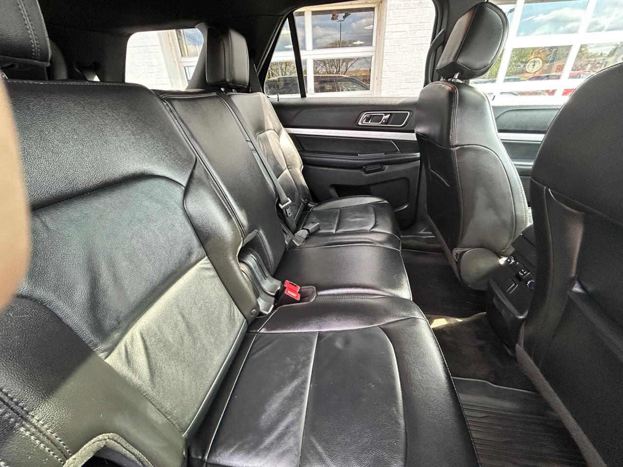 Ford Explorer XLT 4WD 2017