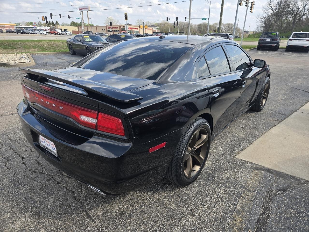 Dodge Charger 4dr Sdn SXT Plus AWD 2013