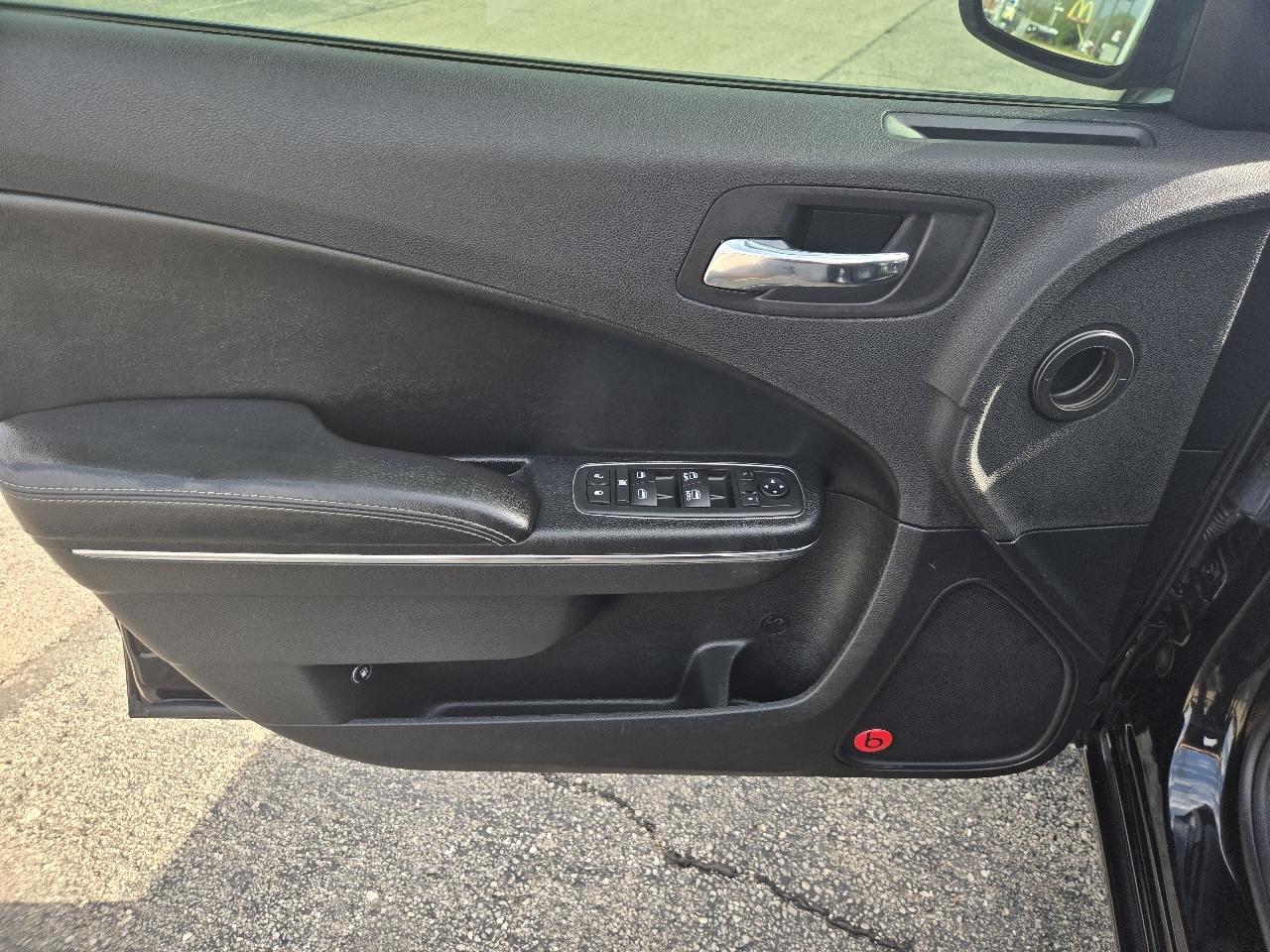 Dodge Charger 4dr Sdn SXT Plus AWD 2013