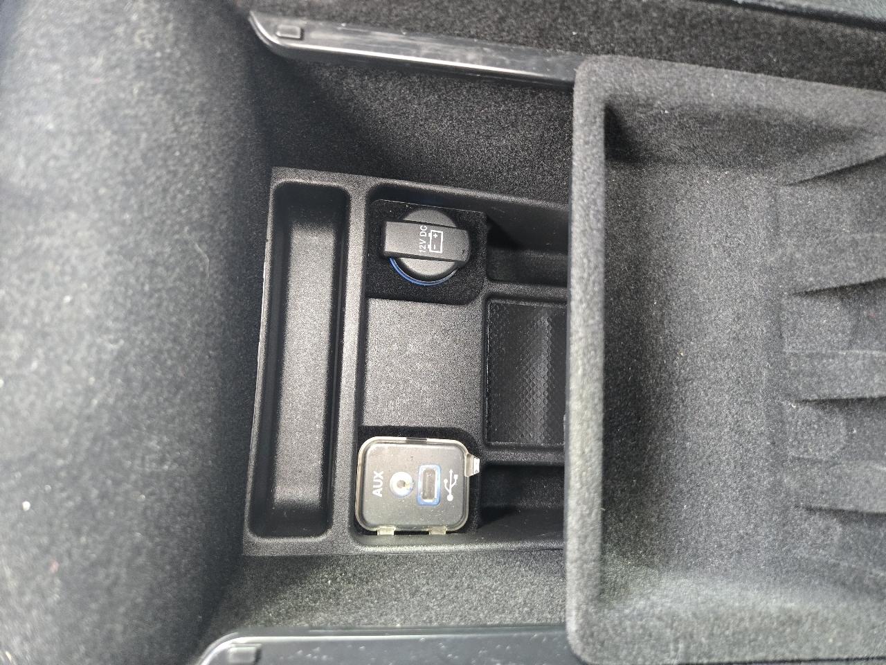 Dodge Charger 4dr Sdn SXT Plus AWD 2013