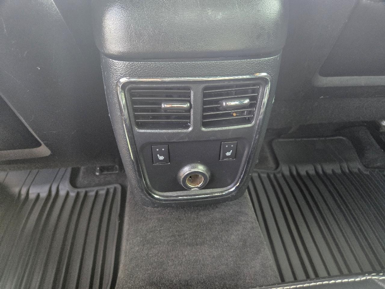 Dodge Charger 4dr Sdn SXT Plus AWD 2013