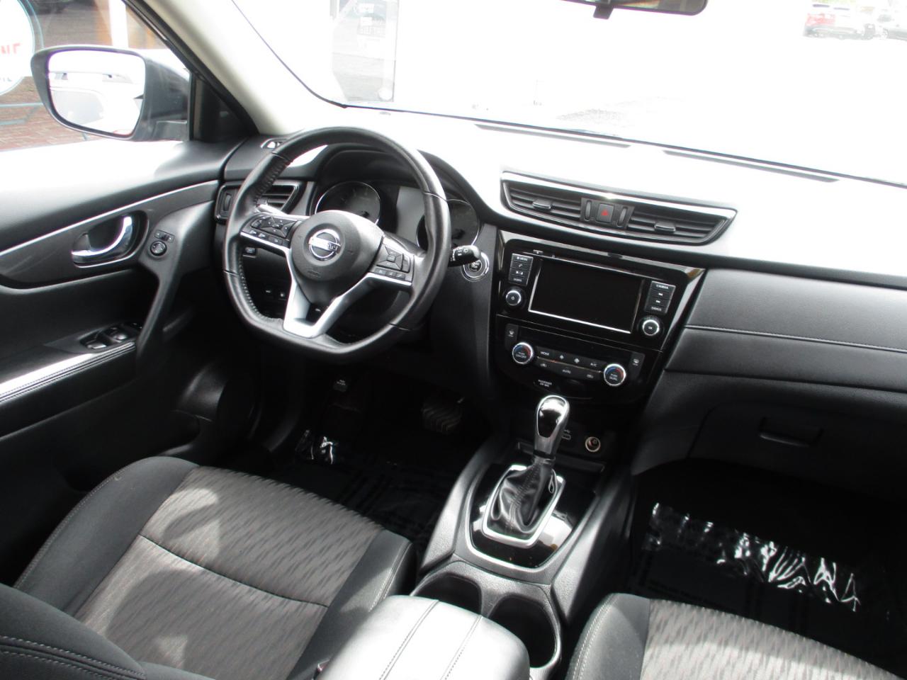 Nissan Rogue AWD SV 2018