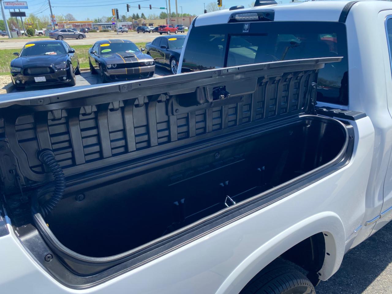 RAM 1500 Limited 4x4 Crew Cab 5'7" Box 2025