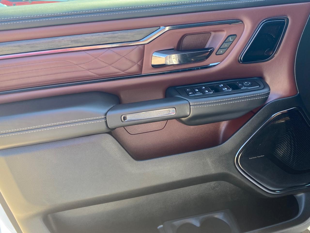 RAM 1500 Limited 4x4 Crew Cab 5'7" Box 2025