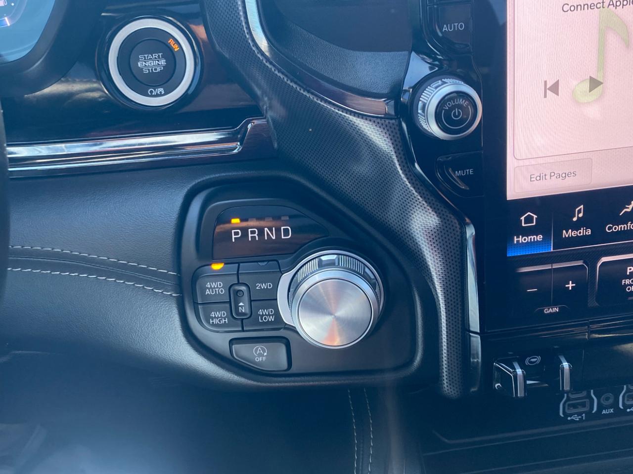 RAM 1500 Limited 4x4 Crew Cab 5'7" Box 2025