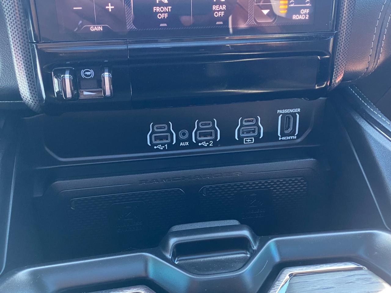 RAM 1500 Limited 4x4 Crew Cab 5'7" Box 2025