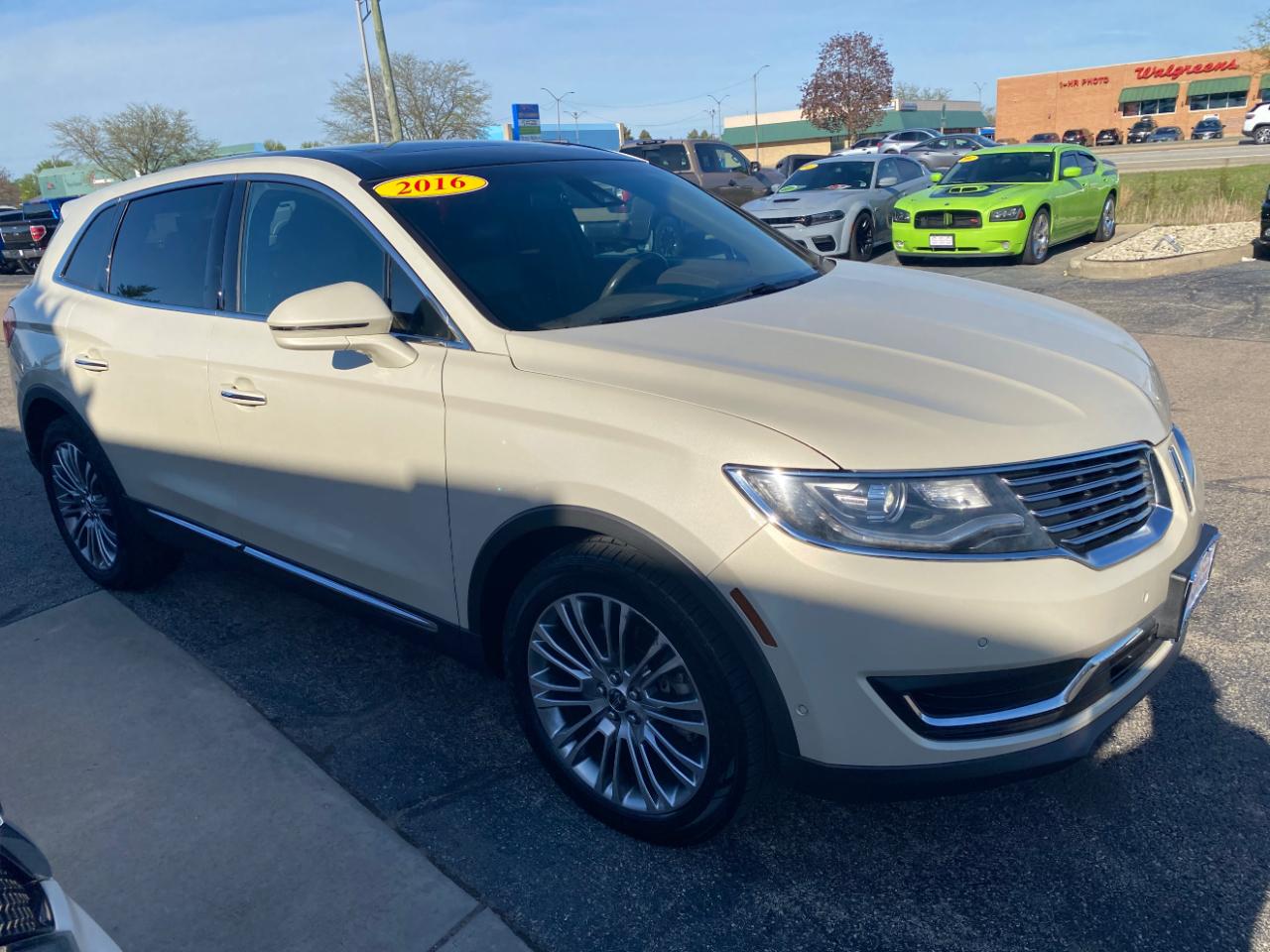 Lincoln MKX AWD 4dr Reserve 2016