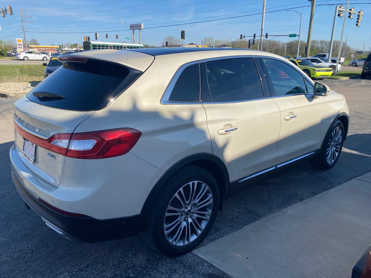 Lincoln MKX AWD 4dr Reserve 2016