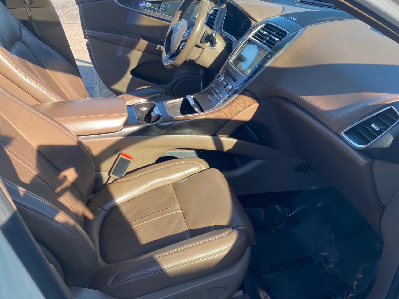 Lincoln MKX AWD 4dr Reserve 2016