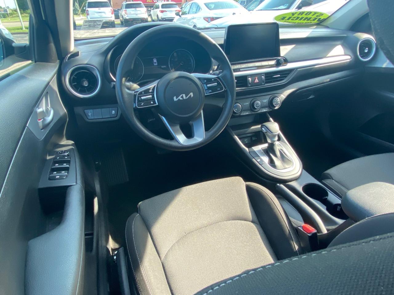 Kia Forte LXS IVT 2023