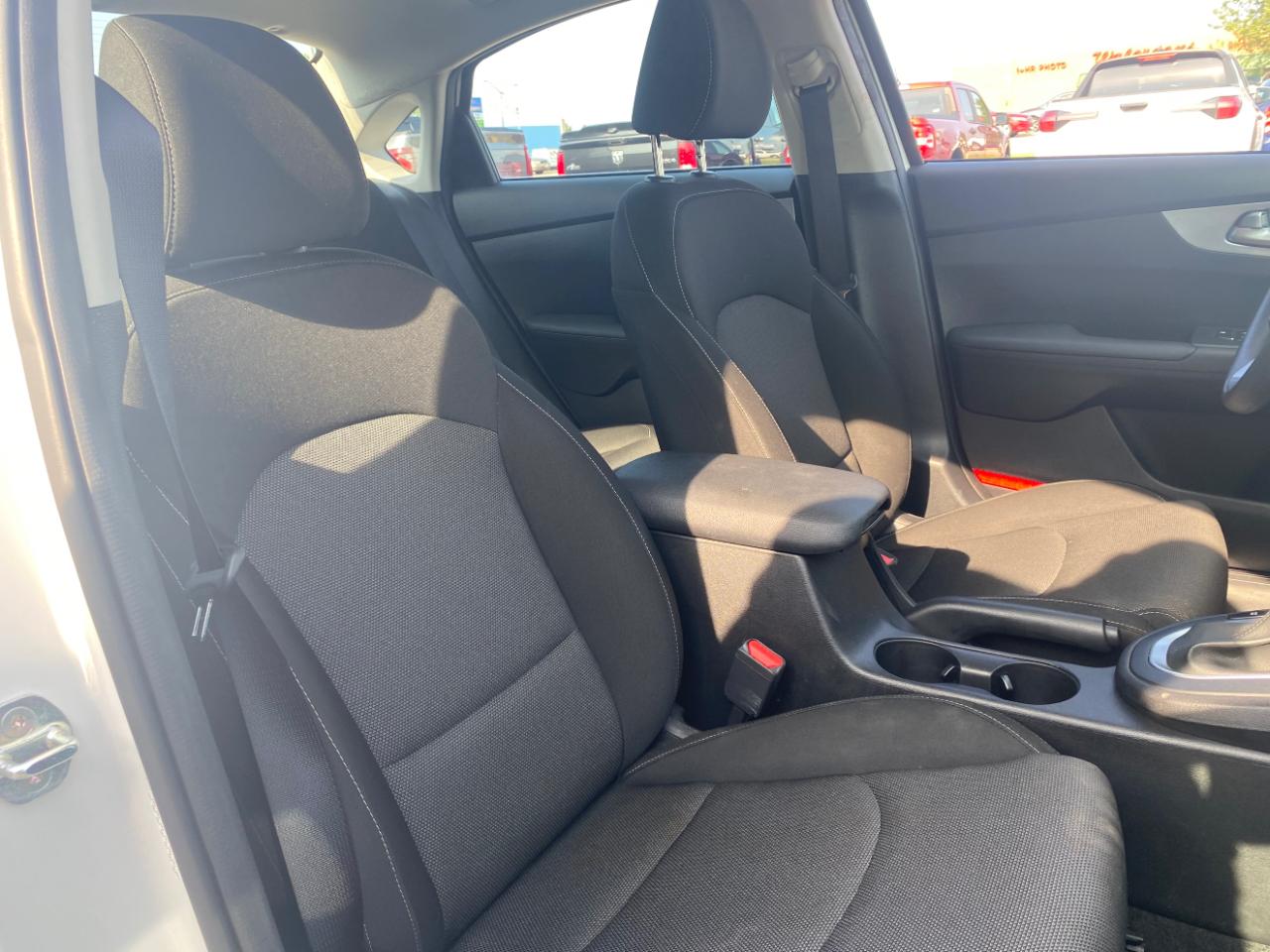 Kia Forte LXS IVT 2023