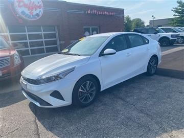 2023 Kia Forte LXS IVT