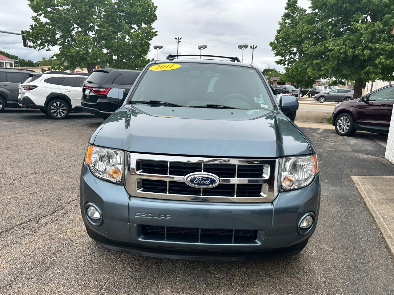 Ford Escape 4WD 4dr Limited 2011