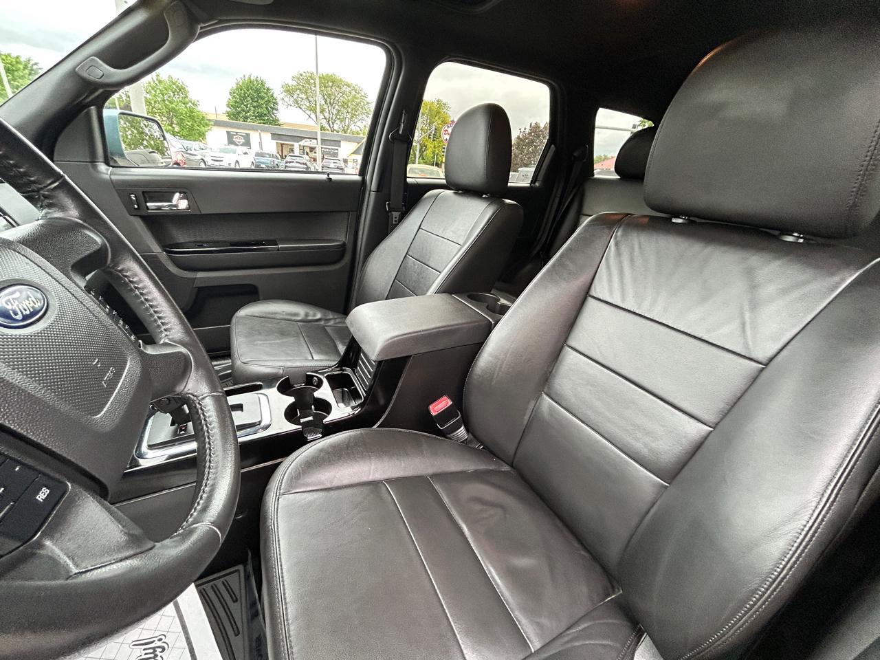 Ford Escape 4WD 4dr Limited 2011