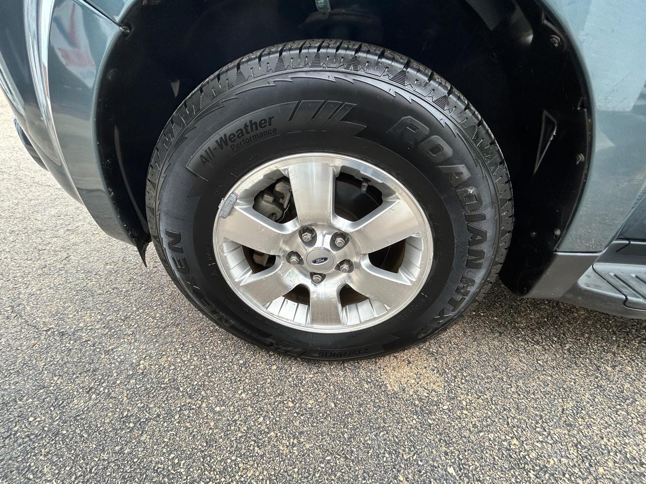 Ford Escape 4WD 4dr Limited 2011
