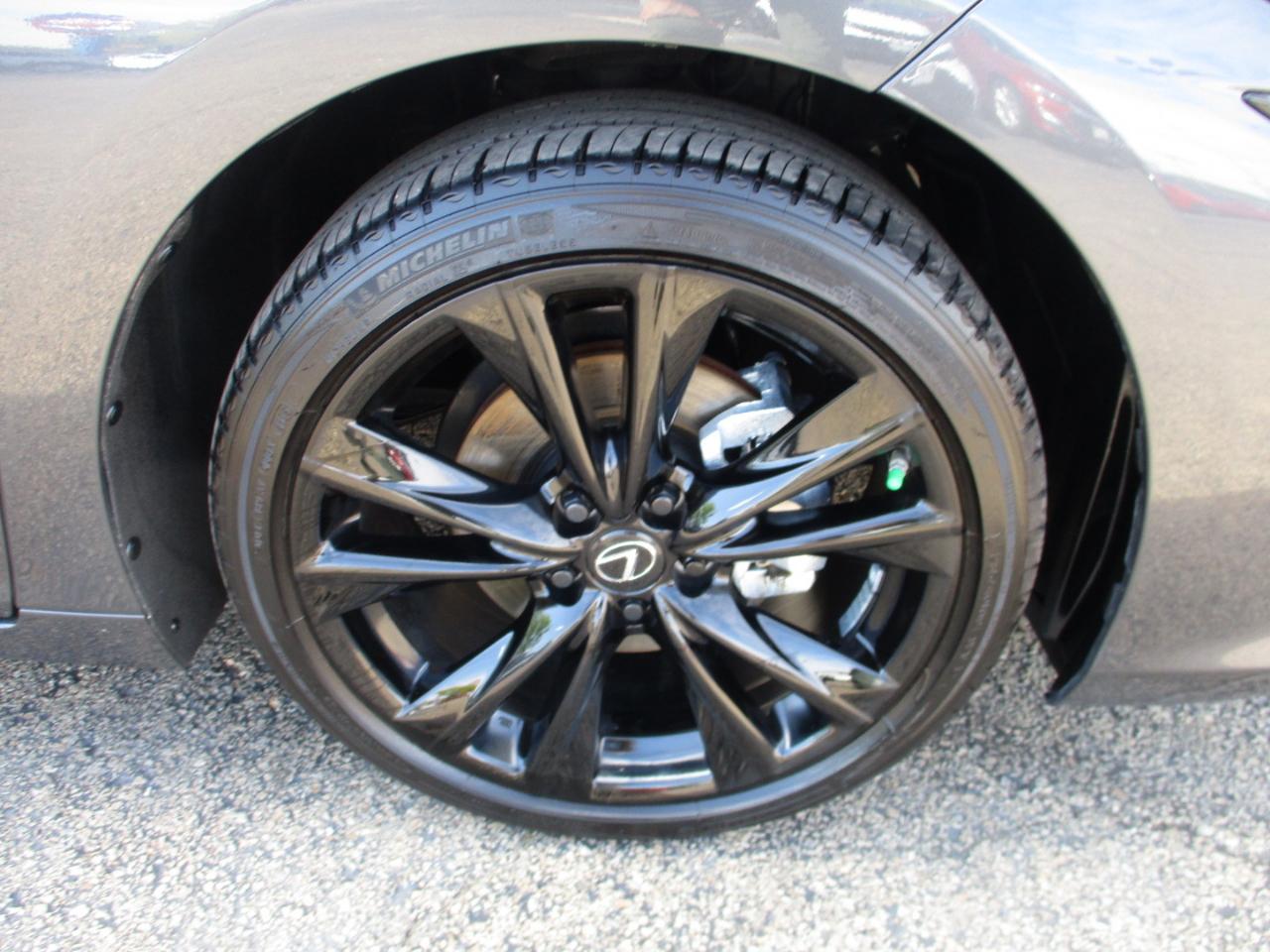 Lexus ES ES 300h F SPORT Design FWD 2025