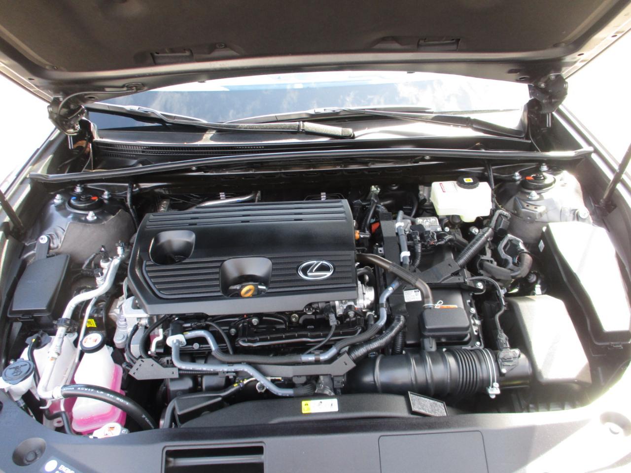 Lexus ES ES 300h F SPORT Design FWD 2025