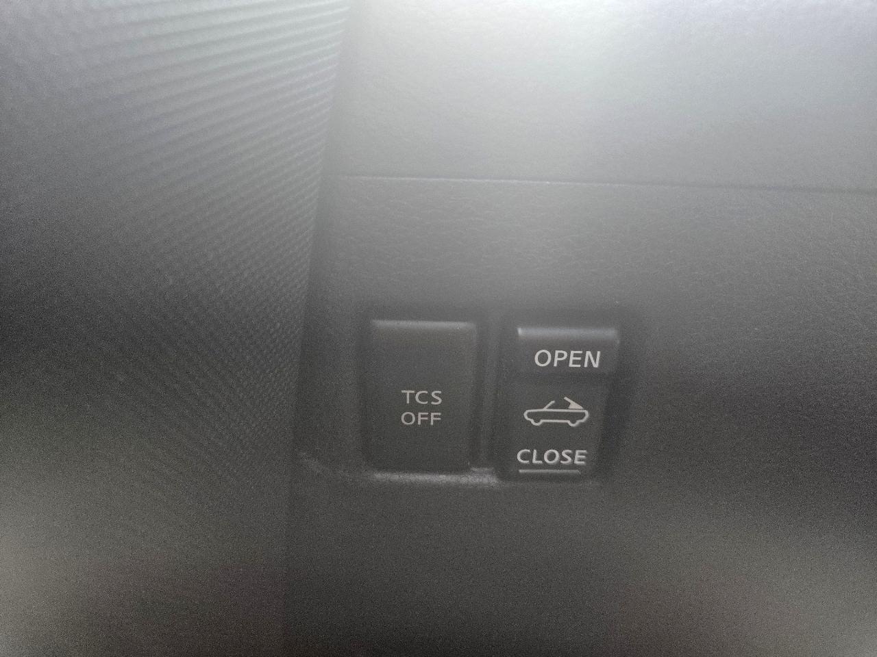 Nissan 350Z 2dr Roadster Touring Auto 2005