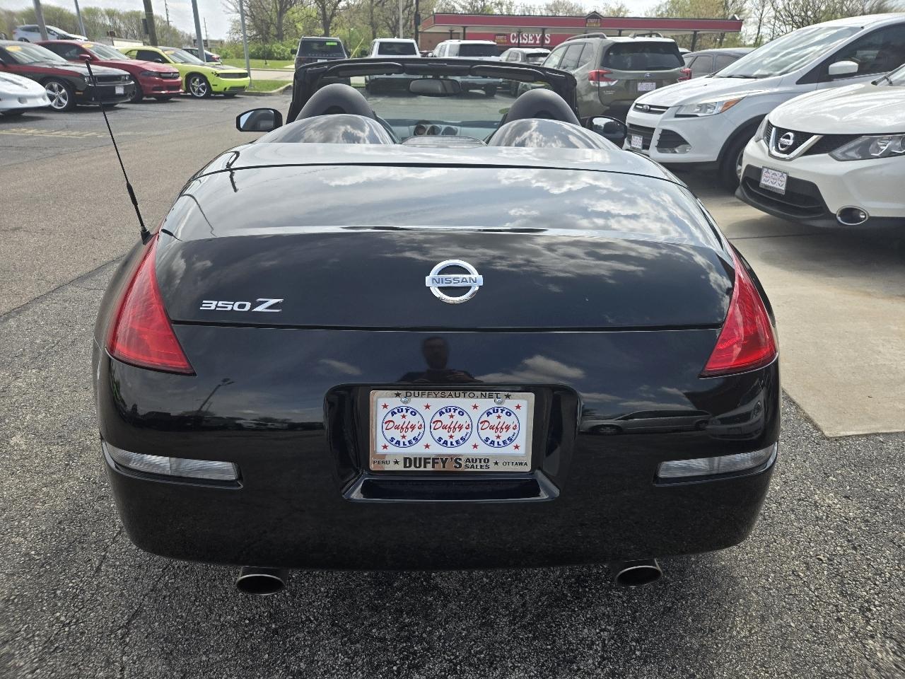 Nissan 350Z 2dr Roadster Touring Auto 2005