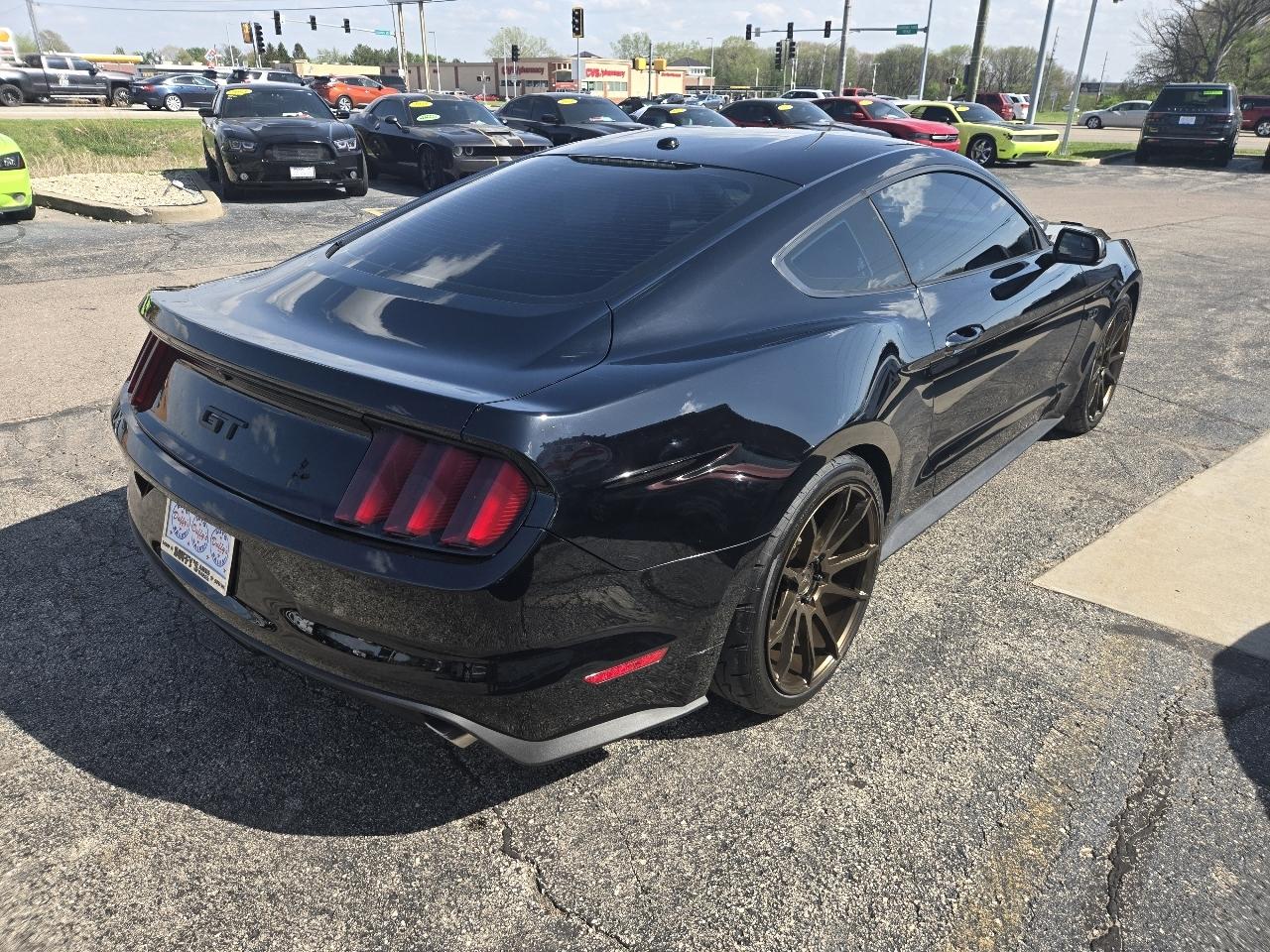 Ford Mustang 2dr Fastback GT 2015