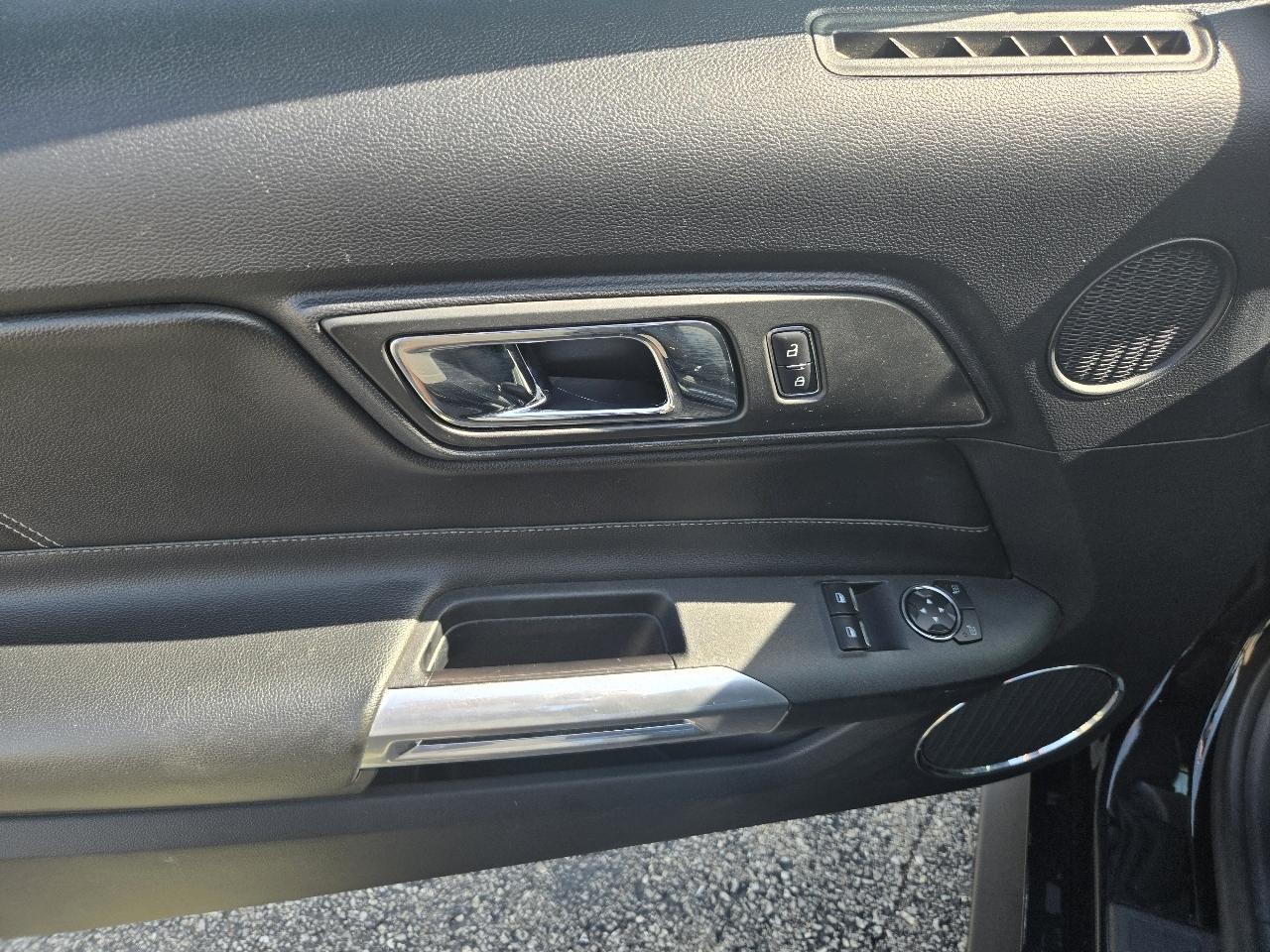 Ford Mustang 2dr Fastback GT 2015