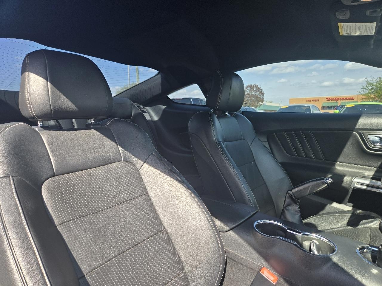 Ford Mustang 2dr Fastback GT 2015