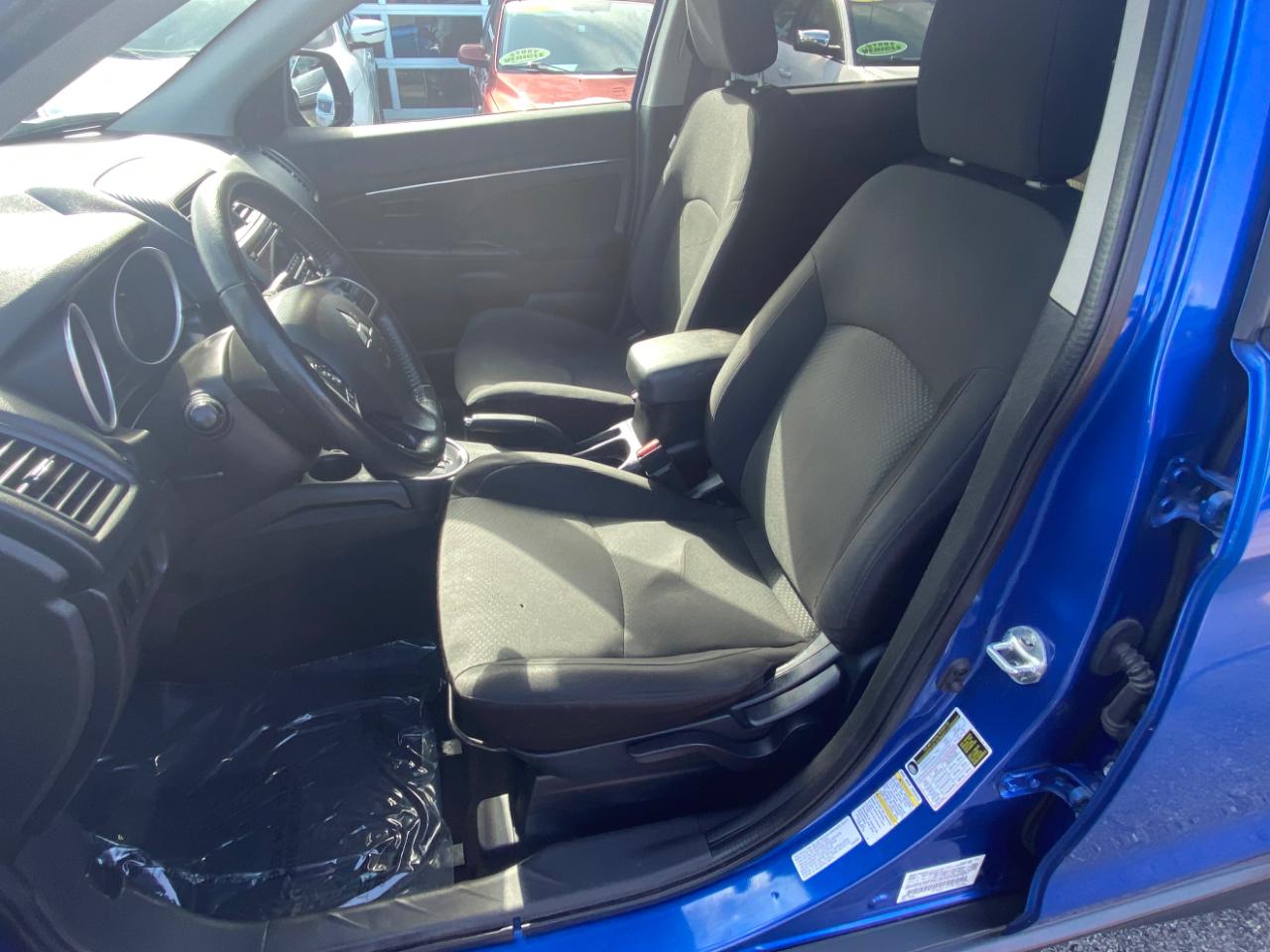 Mitsubishi Outlander Sport 2WD 4dr CVT ES 2015