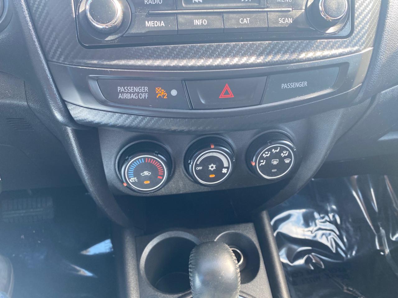 Mitsubishi Outlander Sport 2WD 4dr CVT ES 2015