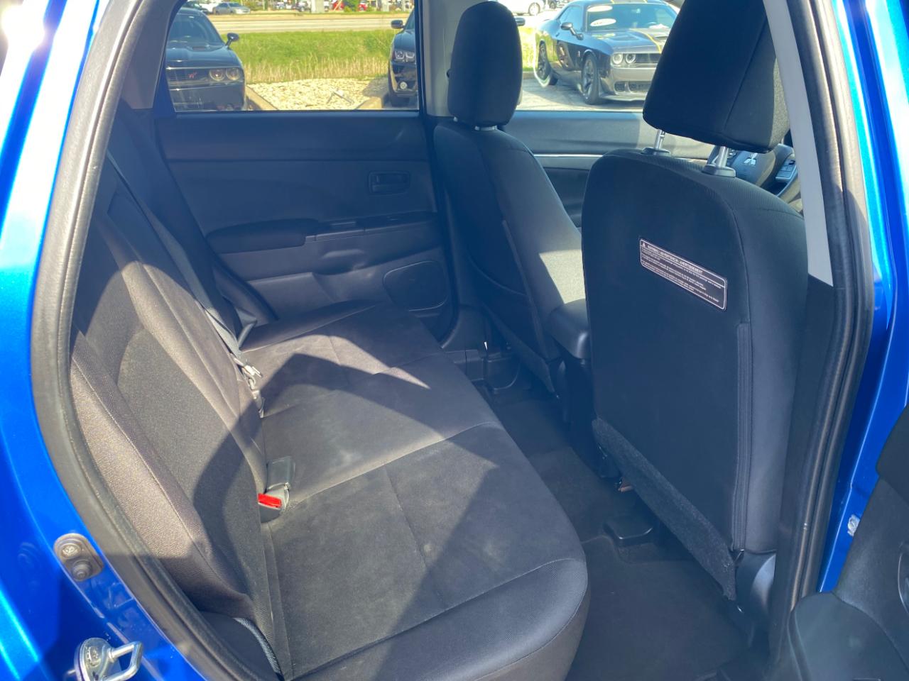 Mitsubishi Outlander Sport 2WD 4dr CVT ES 2015