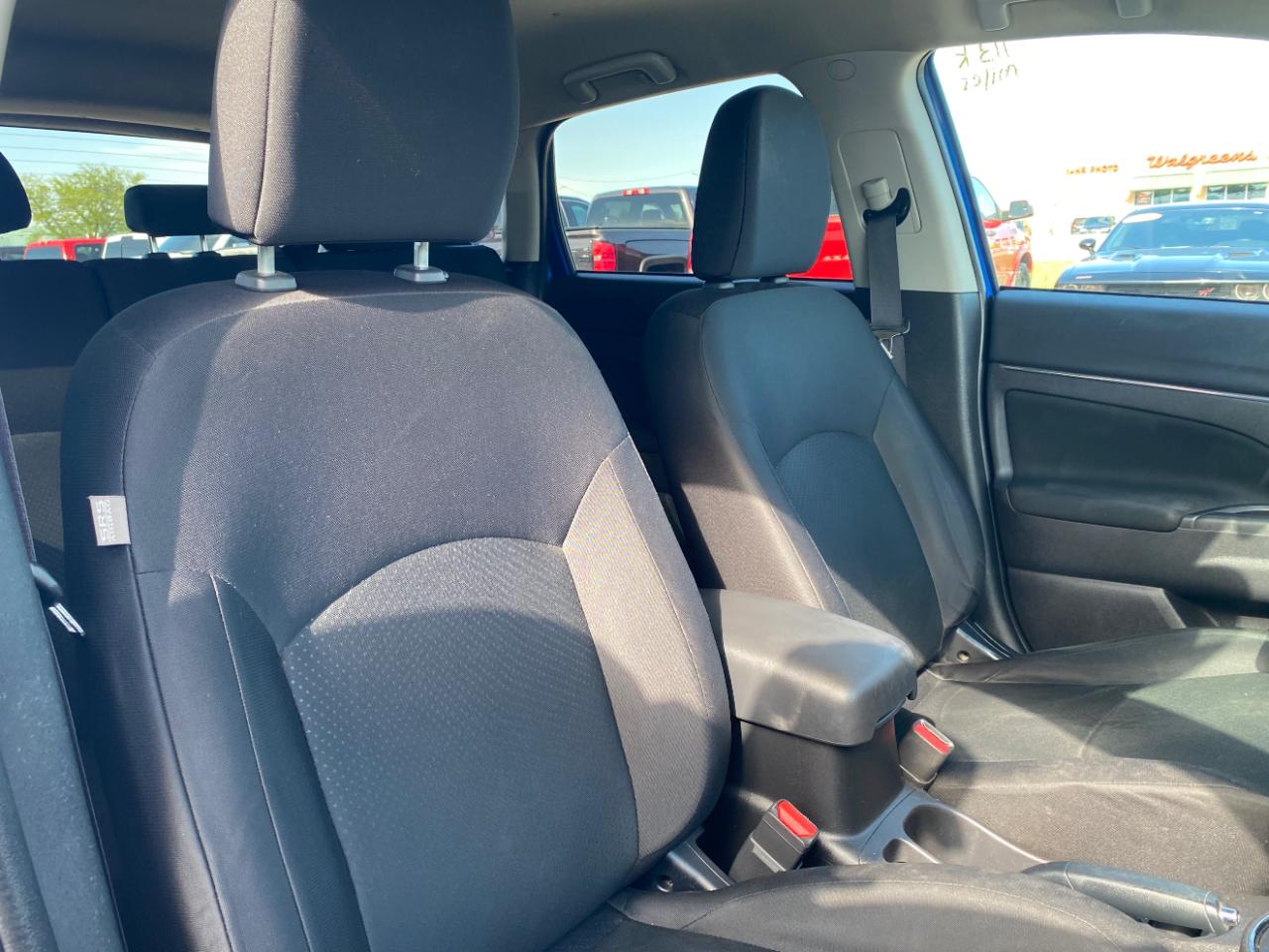 Mitsubishi Outlander Sport 2WD 4dr CVT ES 2015