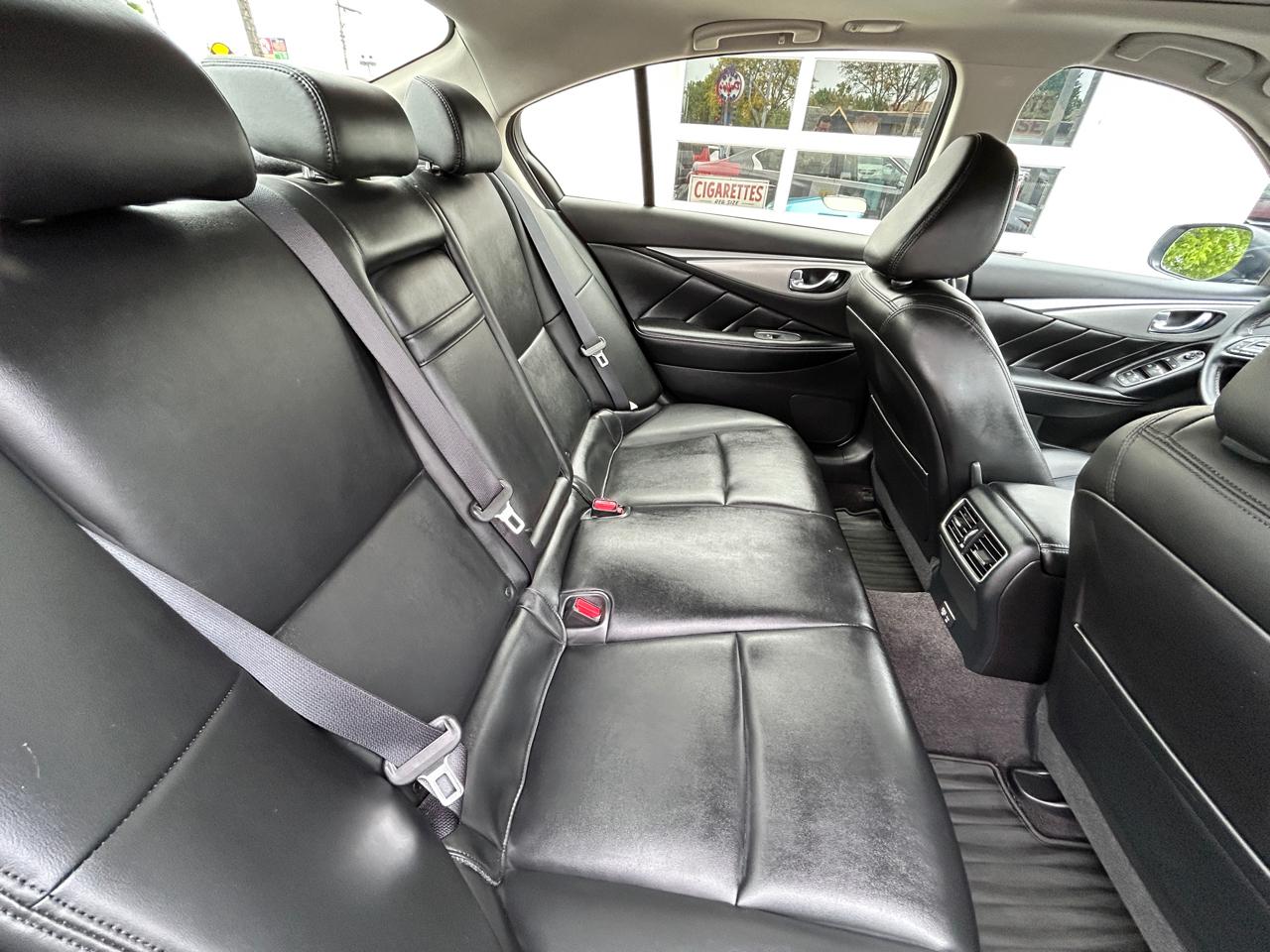 Infiniti Q50 3.0t LUXE AWD 2021