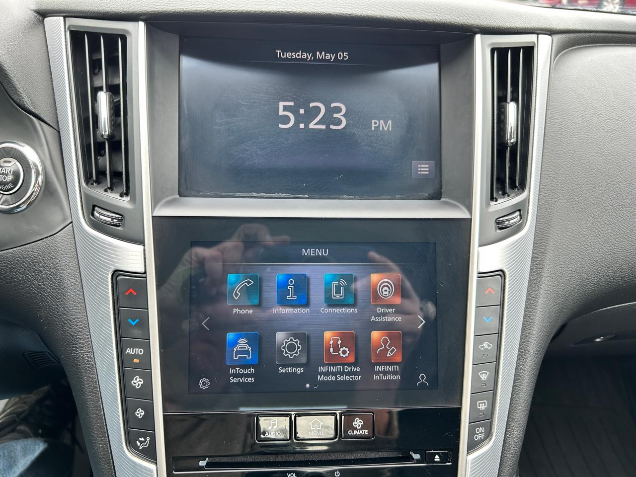 Infiniti Q50 3.0t LUXE AWD 2021