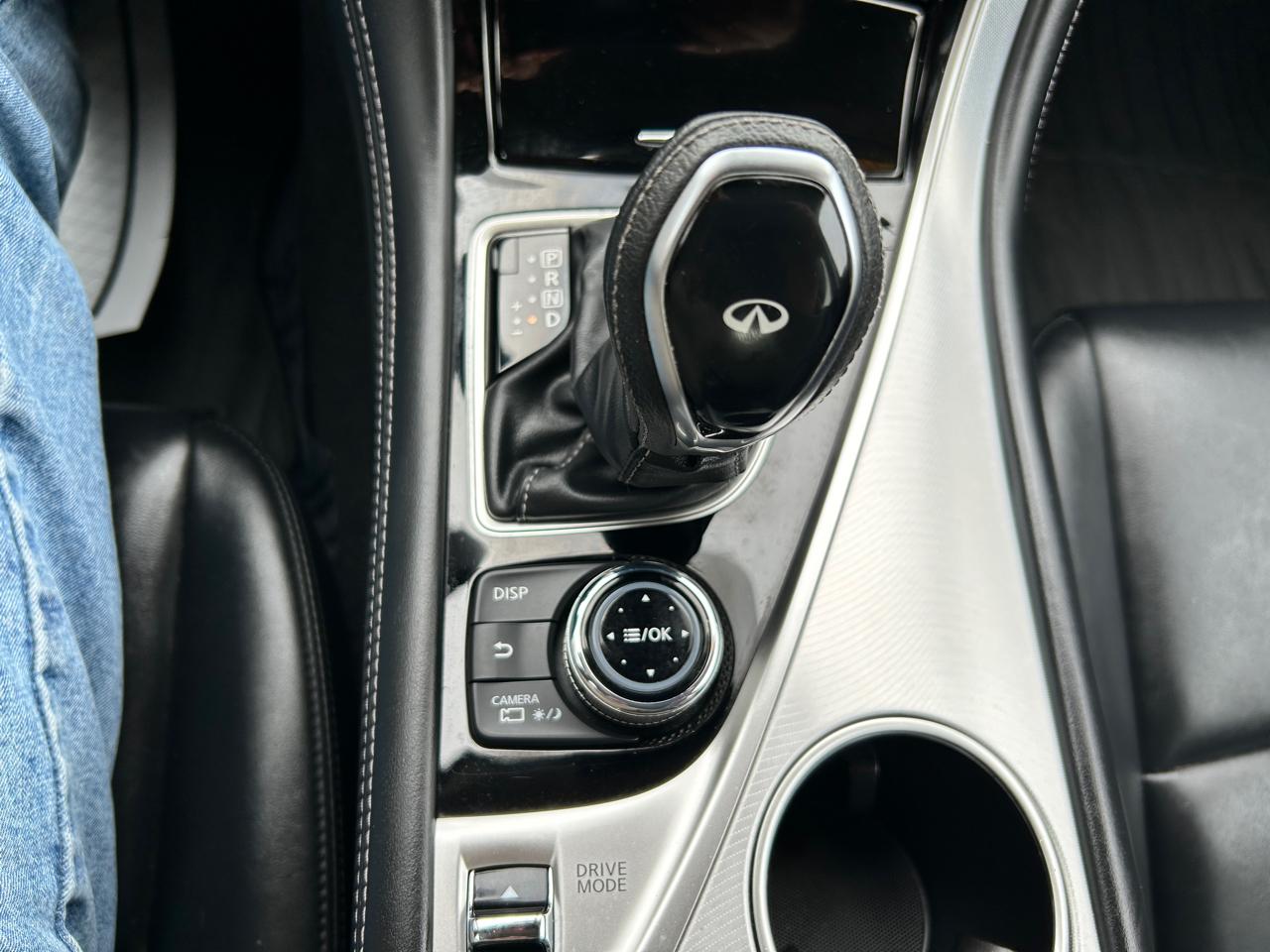 Infiniti Q50 3.0t LUXE AWD 2021