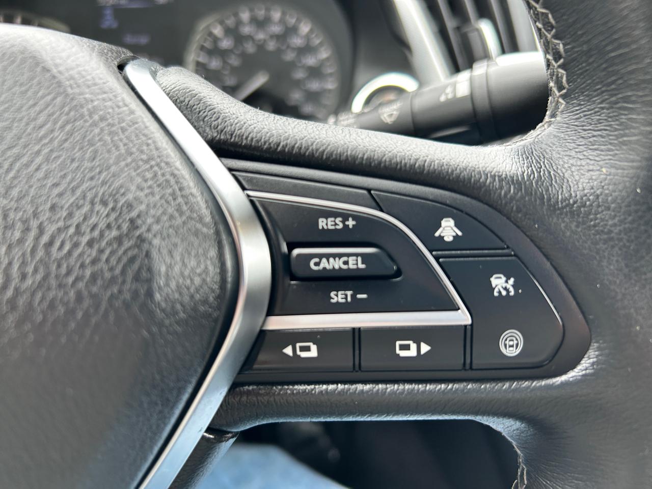 Infiniti Q50 3.0t LUXE AWD 2021