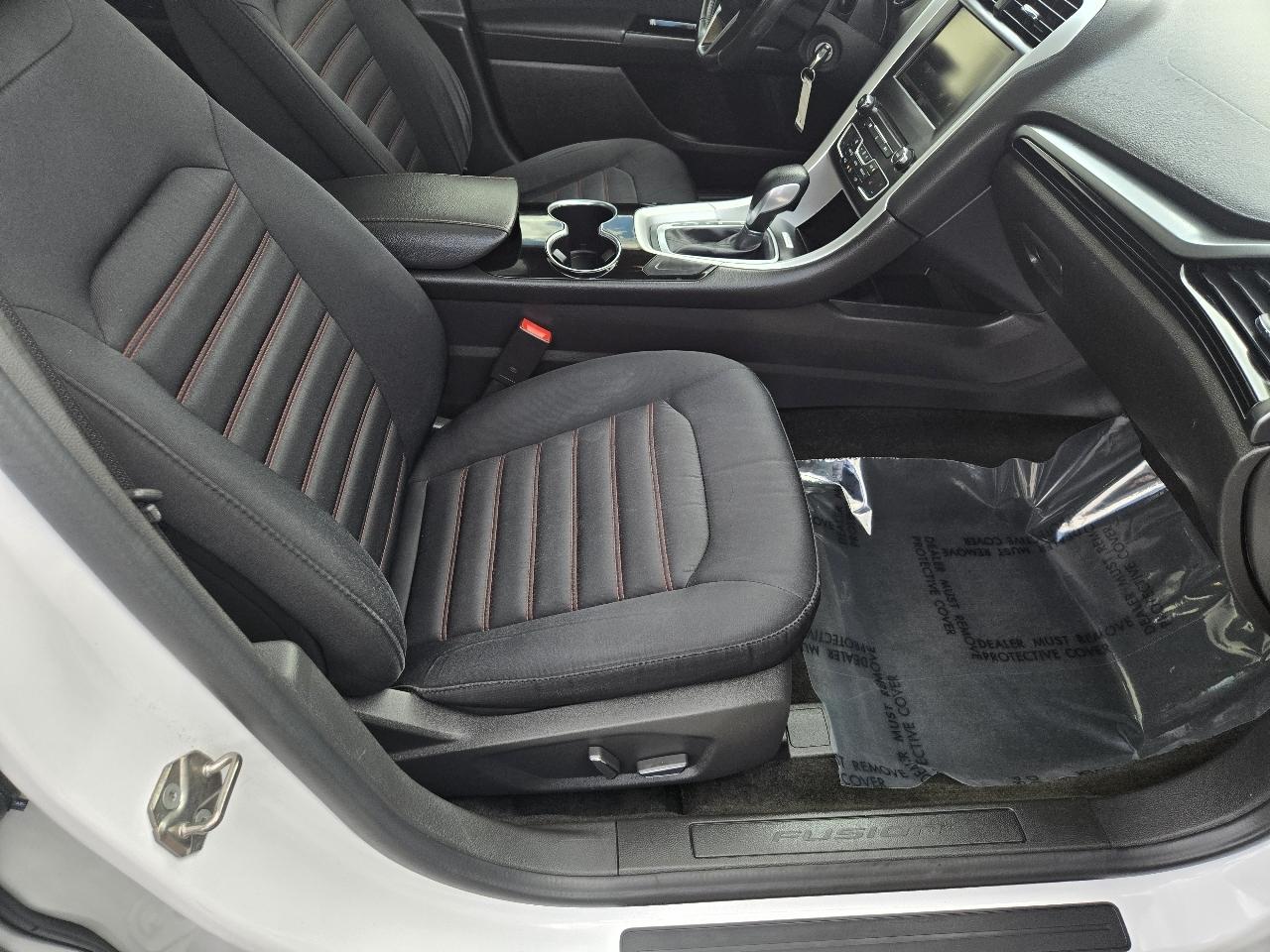 Ford Fusion 4dr Sdn SE FWD 2016
