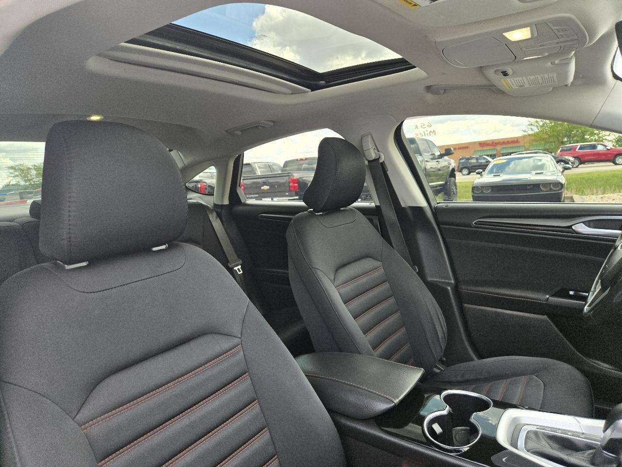 Ford Fusion 4dr Sdn SE FWD 2016