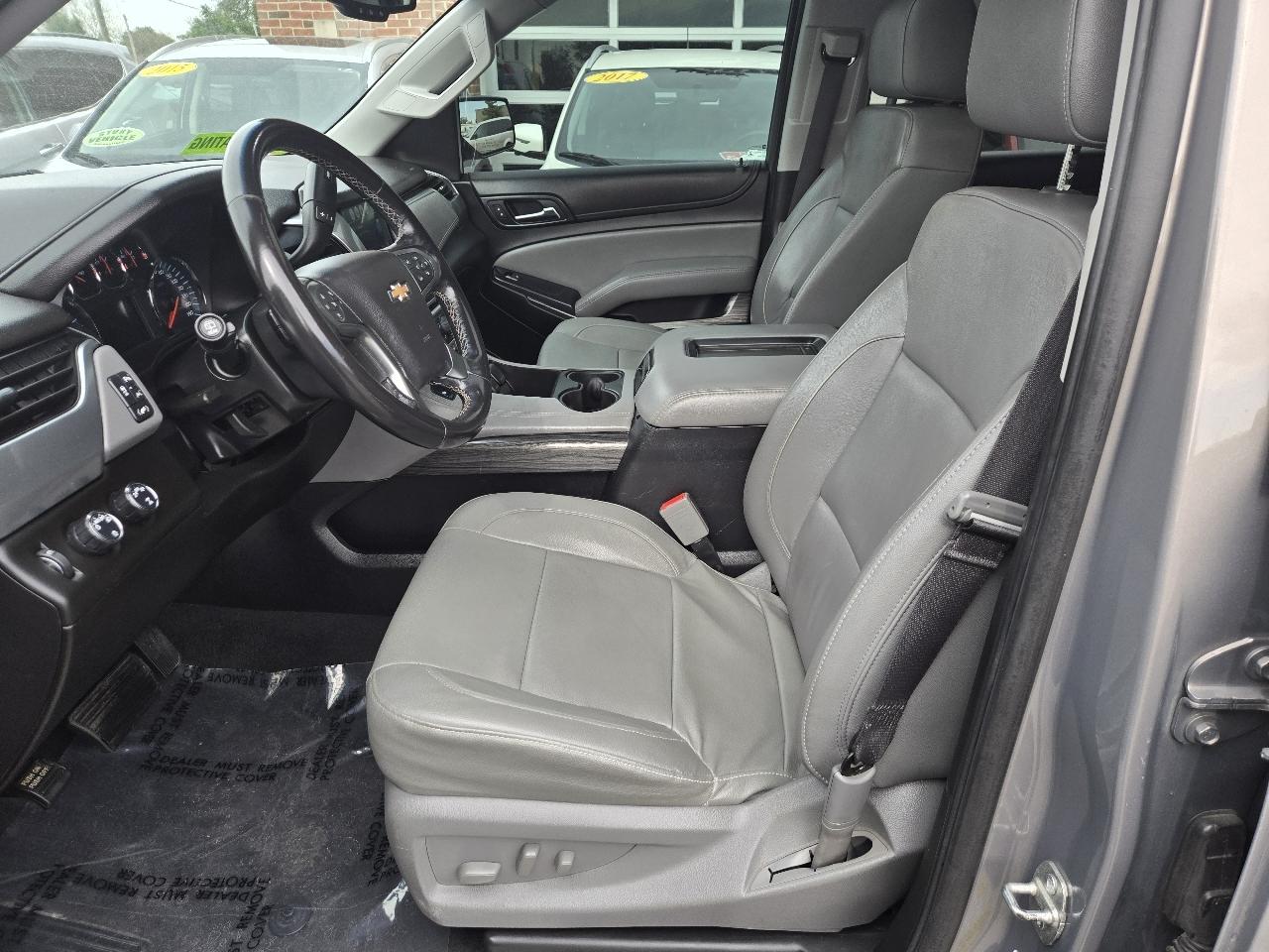 Chevrolet Suburban 4WD 4dr 1500 LT 2019