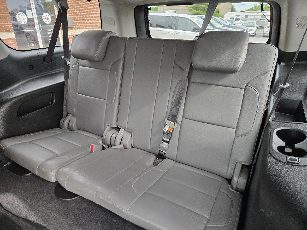 Chevrolet Suburban 4WD 4dr 1500 LT 2019