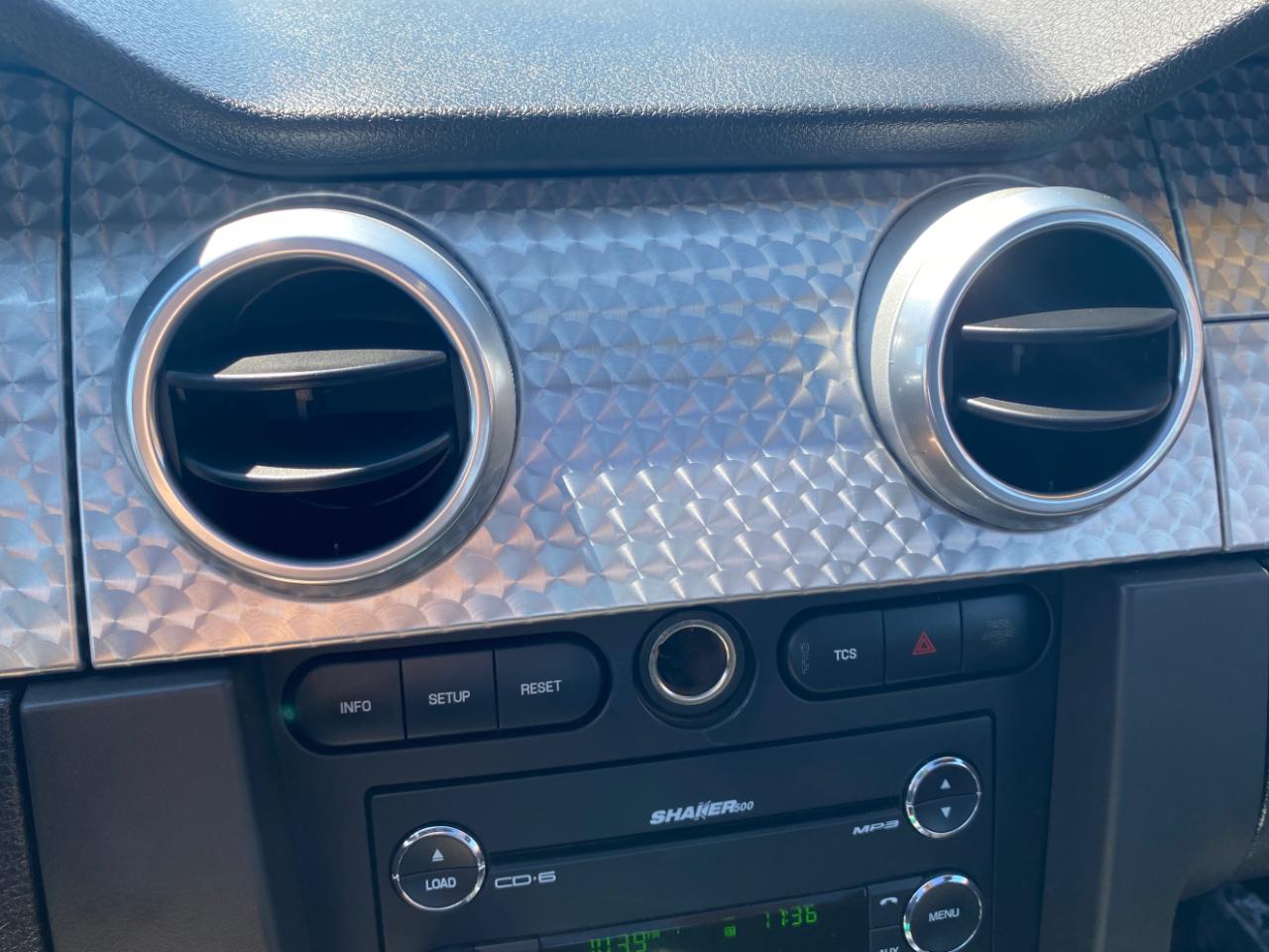 Ford Mustang  2009