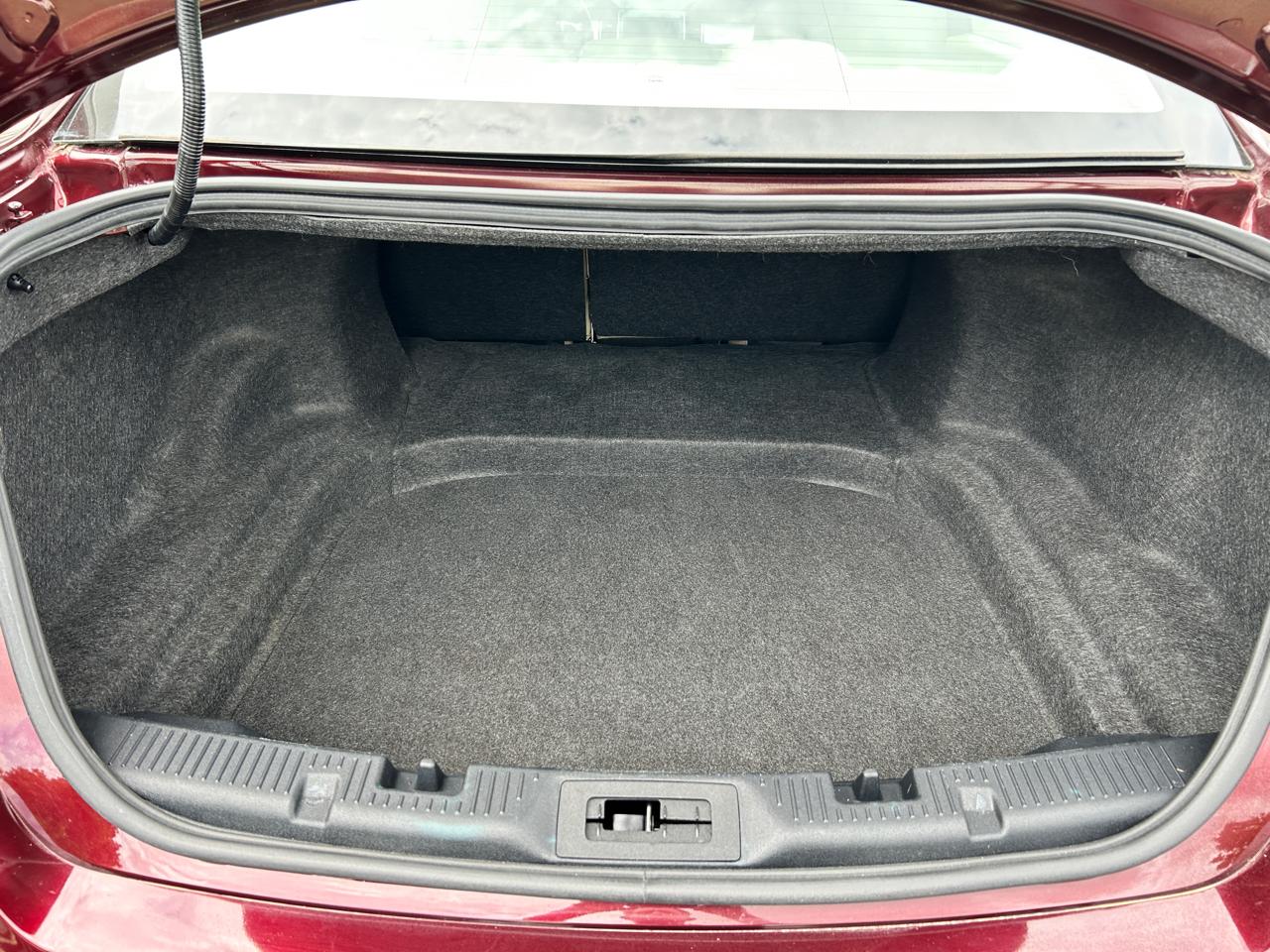 Ford Taurus SEL FWD 2018