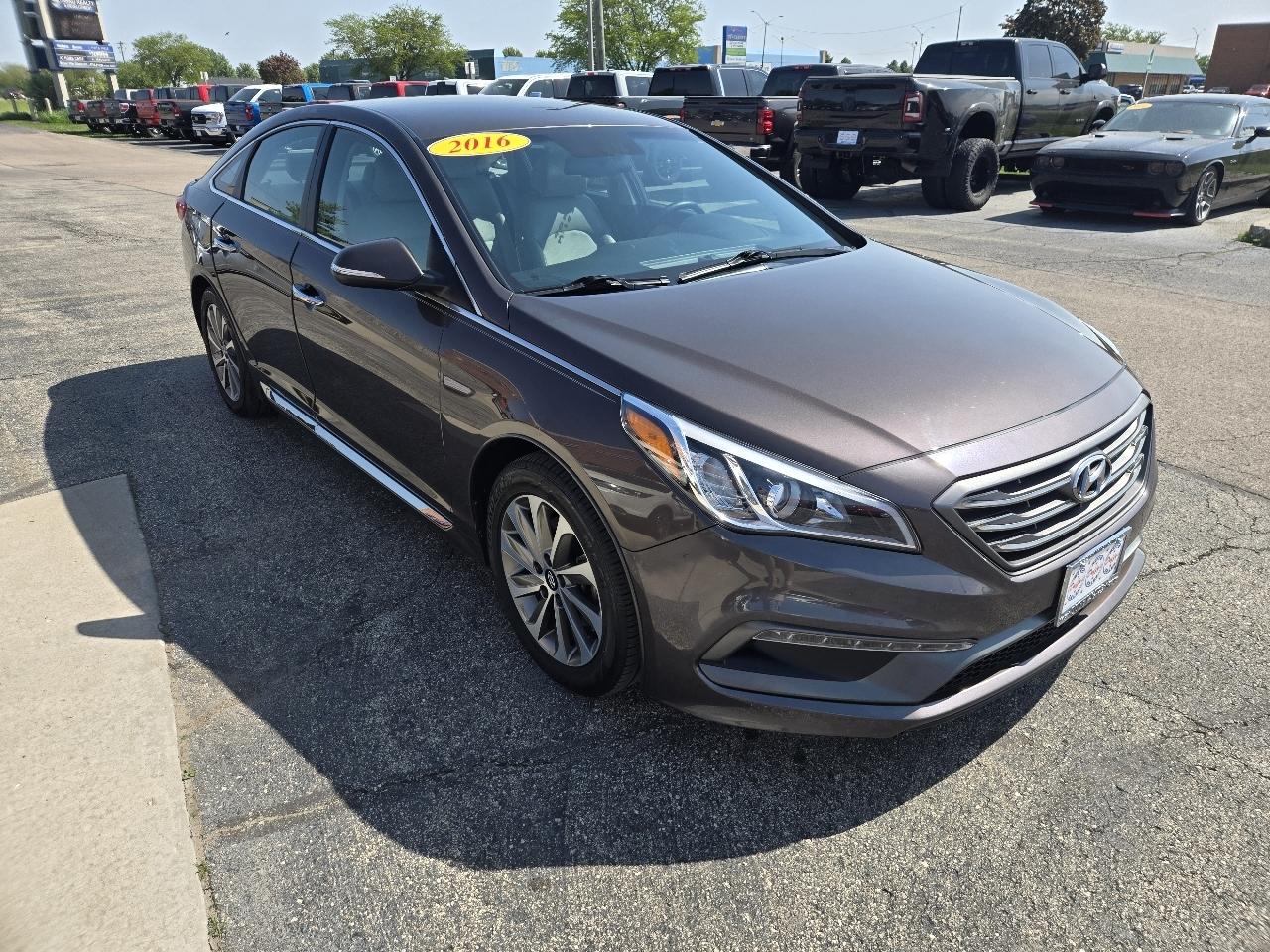 Hyundai Sonata 4dr Sdn 2.4L Sport 2016