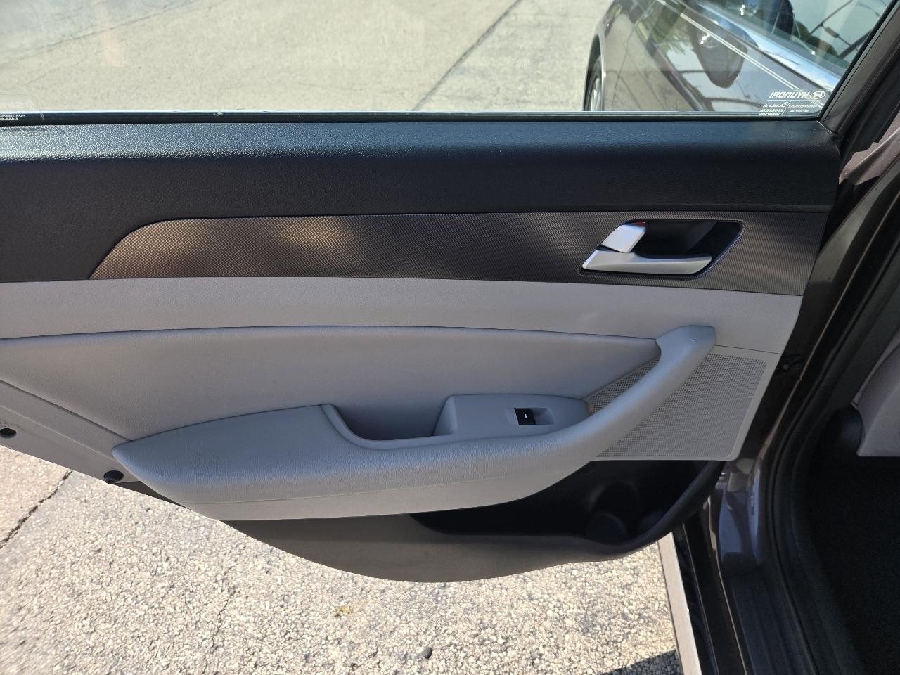 Hyundai Sonata 4dr Sdn 2.4L Sport 2016