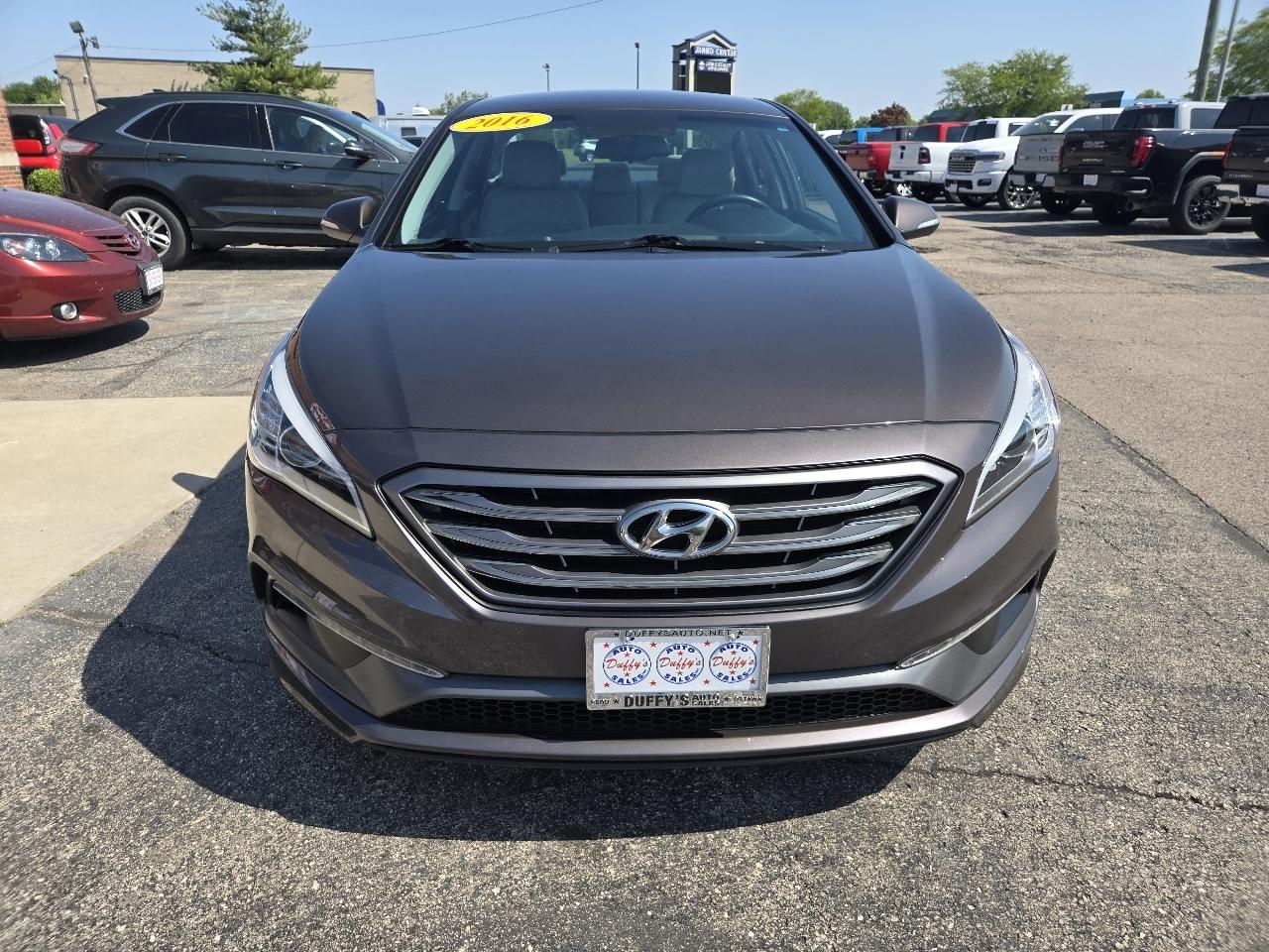 Hyundai Sonata 4dr Sdn 2.4L Sport 2016