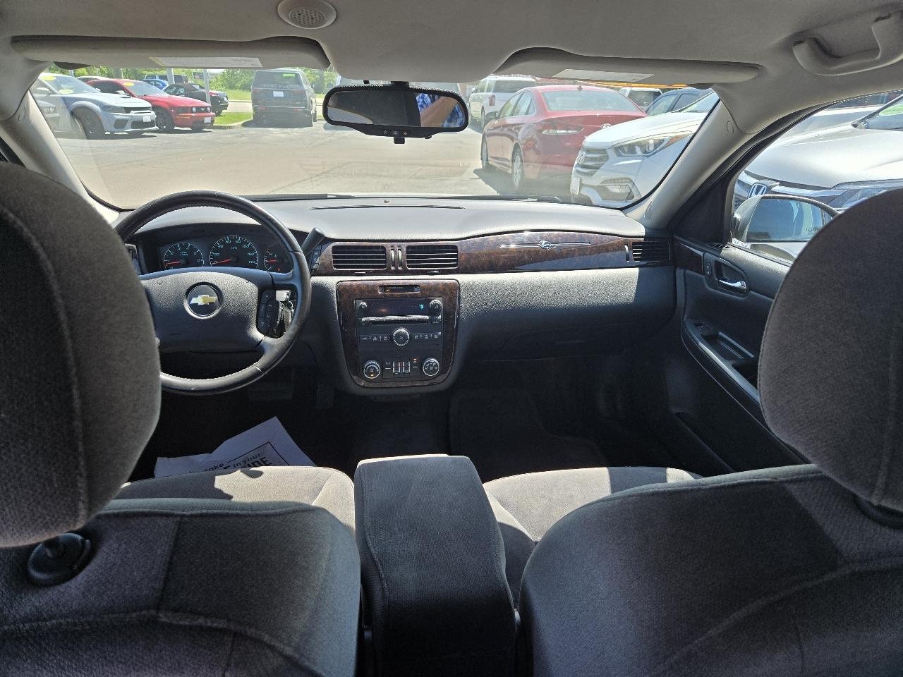 Chevrolet Impala 4dr Sdn LT Retail 2012