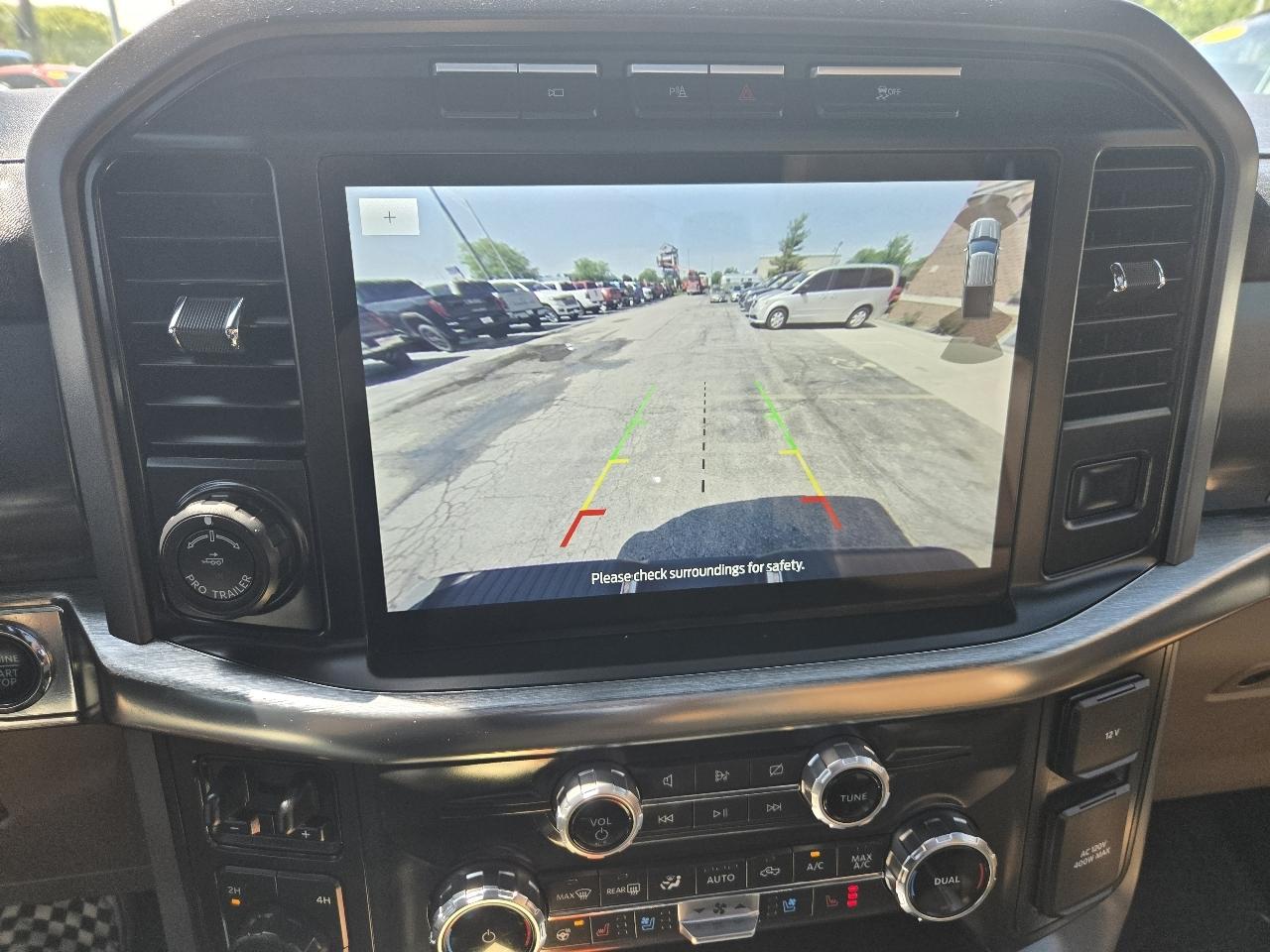 Ford F-150 4WD SuperCrew 139" Lariat 2022
